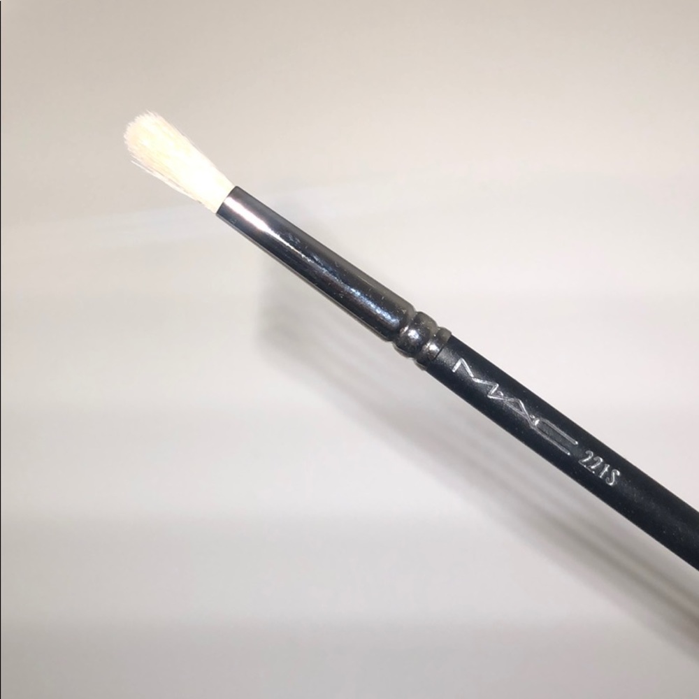 Mac Brush 221 s
